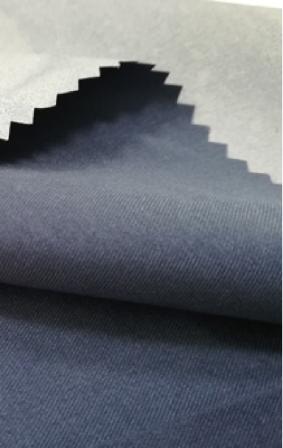 JS-DGAI  斜紋磨毛桃皮絨PU白  戶外防水塗層布料 沖鋒衣棉服裝面料 45度照
